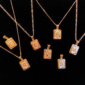 INITIAL PLATE  NECKLACE